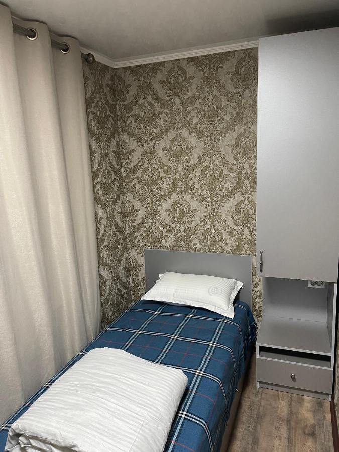 Отель Fam_House Бишкек Экстерьер фото