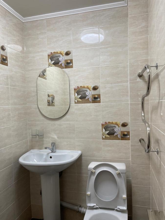 Отель Fam_House Бишкек Экстерьер фото