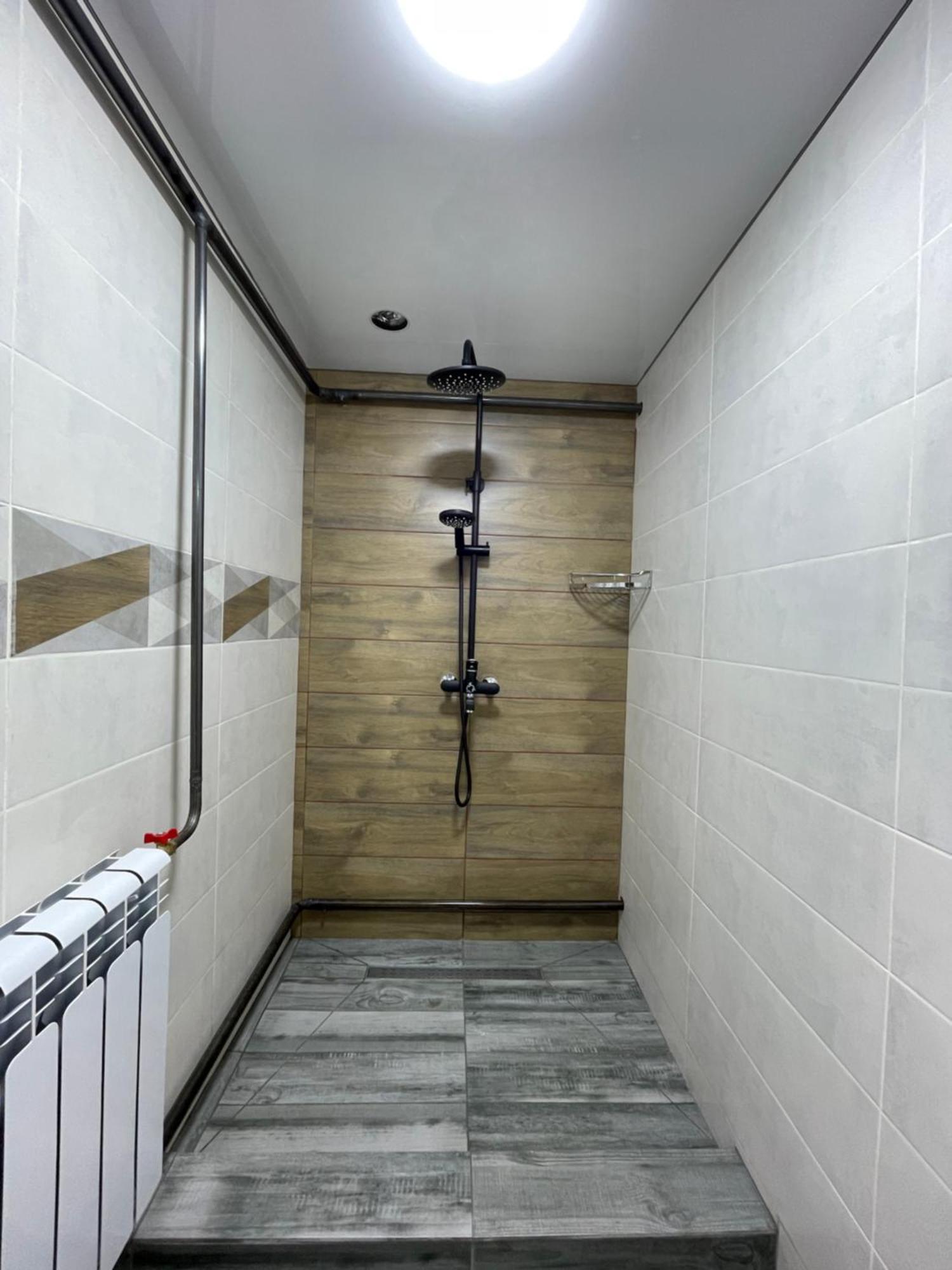 Отель Fam_House Бишкек Экстерьер фото